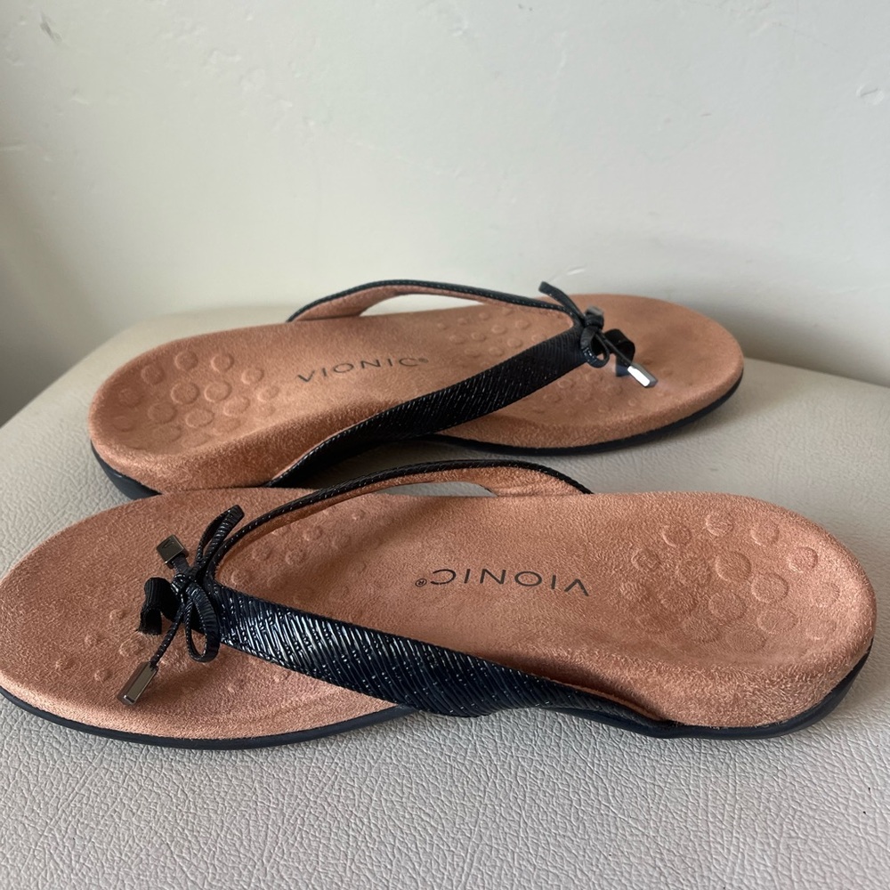 Vionic Bella Toe Post Black Leather Comfortable S… - image 8